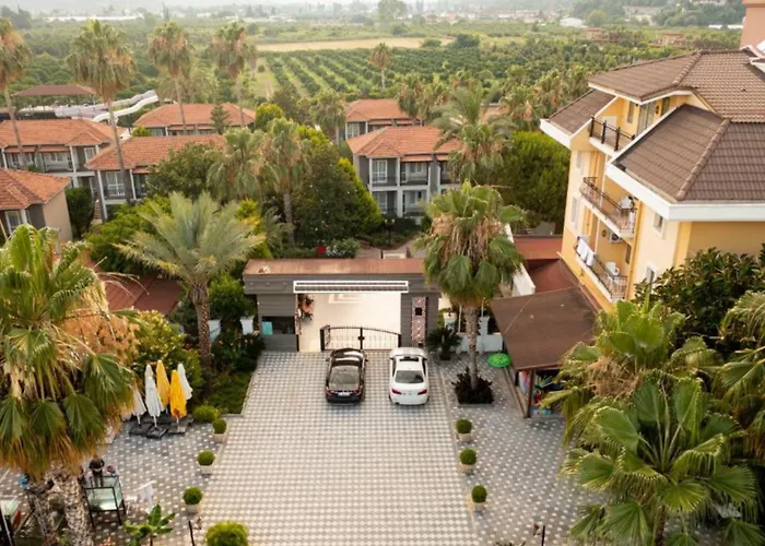 Hotel Mir'amor Garden 4*