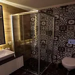 Mir'amor Garden Hotel