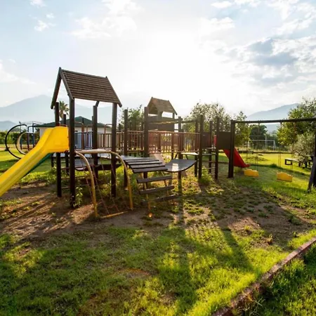 Отель Mir'amor Garden