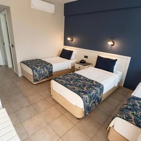 Отель Mir'amor Garden 4*